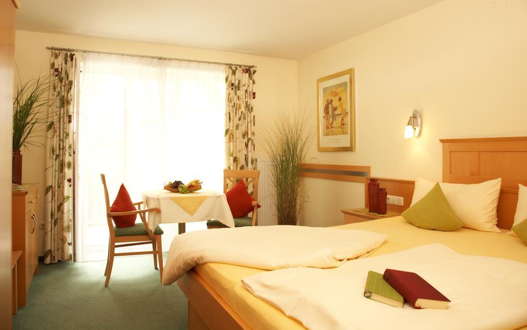 Apart-Hotel Pension Rossmayer باد فسينغ الغرفة الصورة