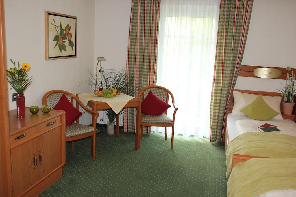 Apart-Hotel Pension Rossmayer باد فسينغ الغرفة الصورة
