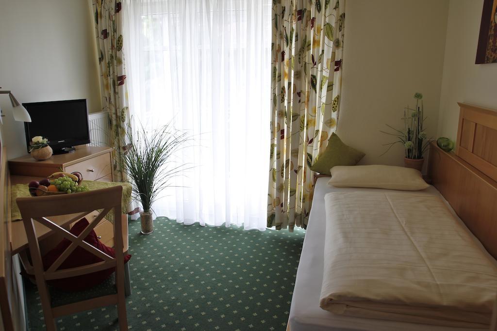 Apart-Hotel Pension Rossmayer باد فسينغ الغرفة الصورة